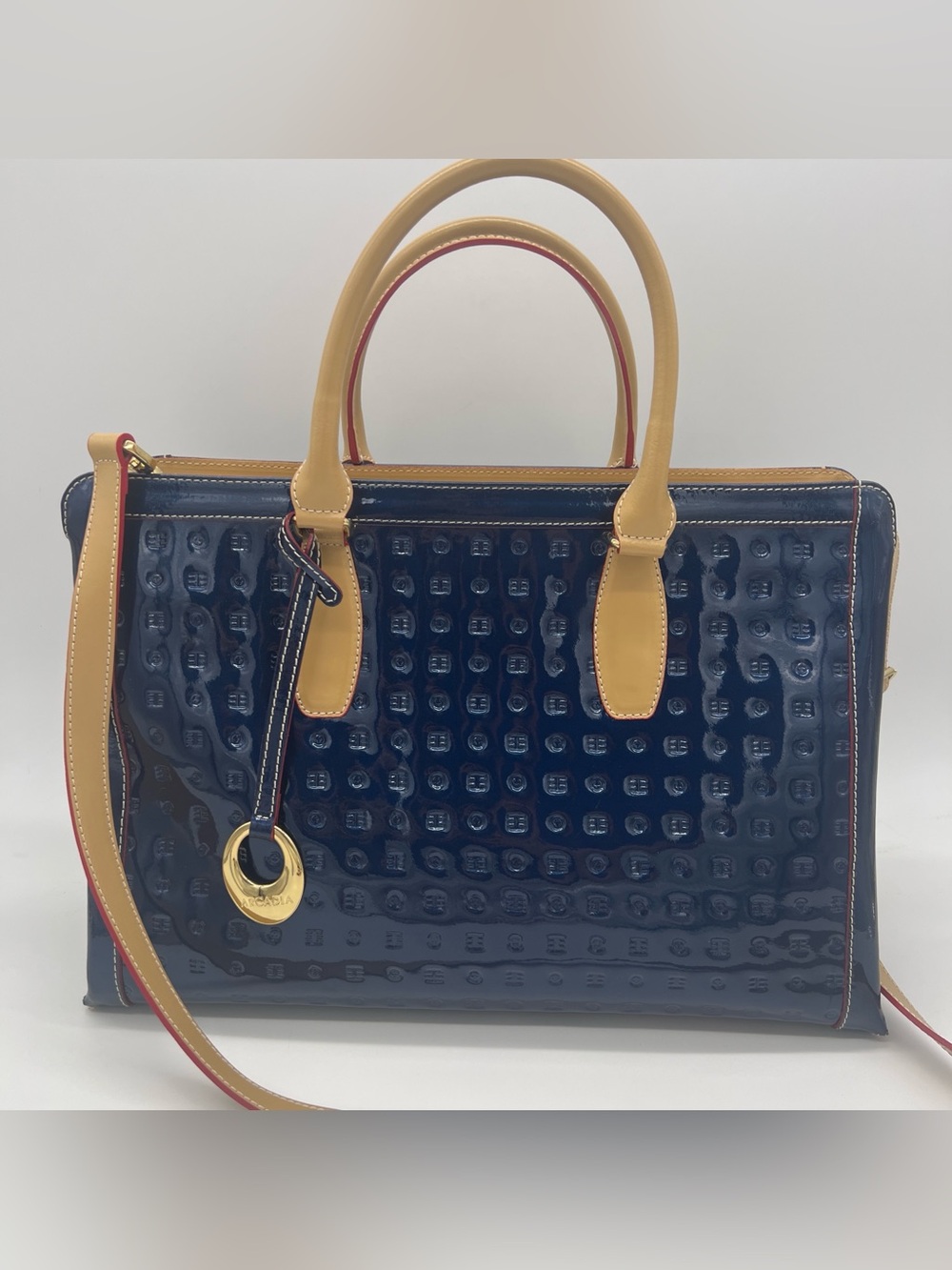 Arcadia navy blue tote with removable shoulder strap